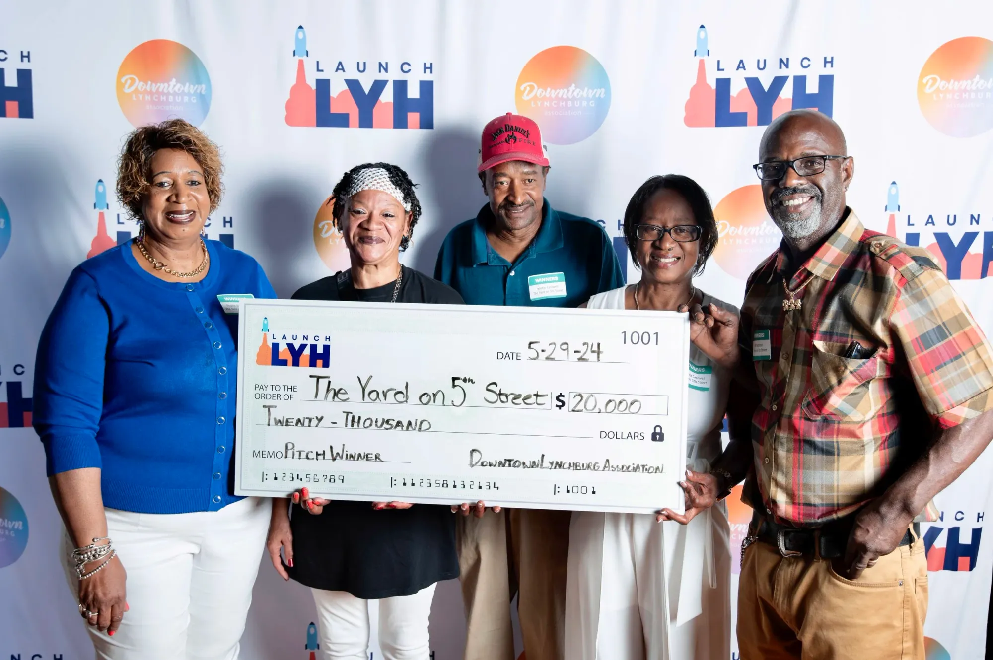 Entrepreneurs presenting at the Launch LYH pitch event